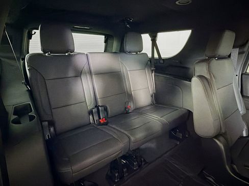 New 2026 Chevrolet Suburban LT w/ Comfort Package AWD/4WD image 28