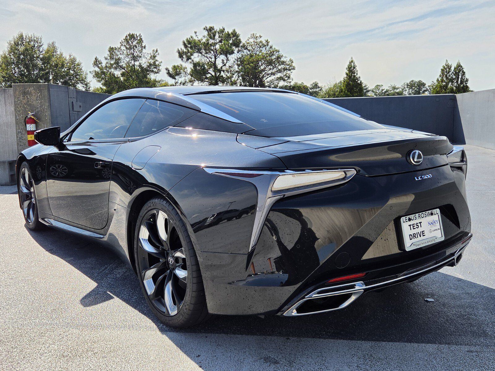 Used 2024 Lexus LC 500 Coupe w/ Dynamic Handling Package RWD image 3