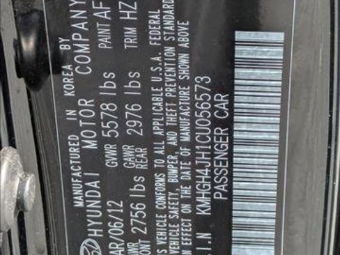 Used 2012 Hyundai Equus Signature image 25