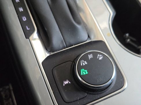 Used 2025 Chevrolet Blazer LT AWD/4WD image 14