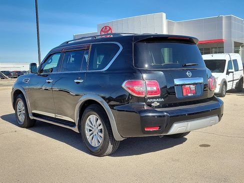 Used 2017 Nissan Armada SV image 3