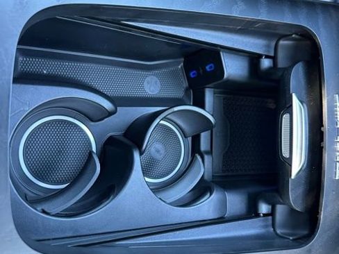 New 2026 Mercedes-Benz E 53 AMG e 4MATIC Sedan image 34