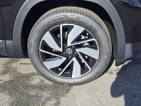New 2026 Volkswagen Atlas SEL AWD/4WD image 9