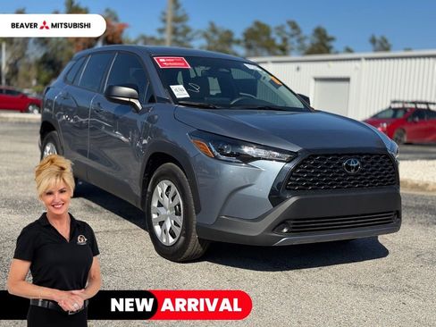 Used 2024 Toyota Corolla Cross L image 1