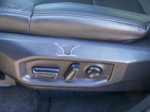 Used 2022 Toyota Tundra Limited image 19