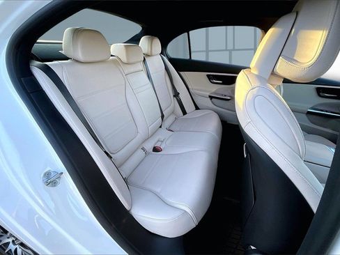 Used 2022 Mercedes-Benz C 300 4MATIC Sedan image 27