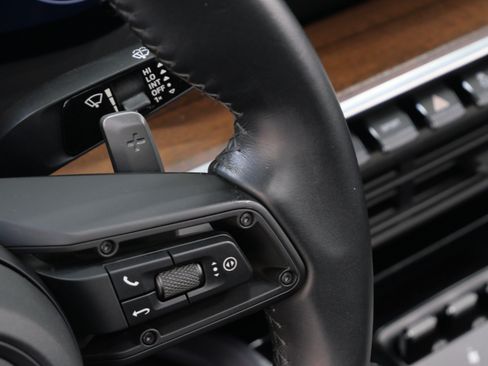 Used 2020 Porsche 911 Carrera image 27