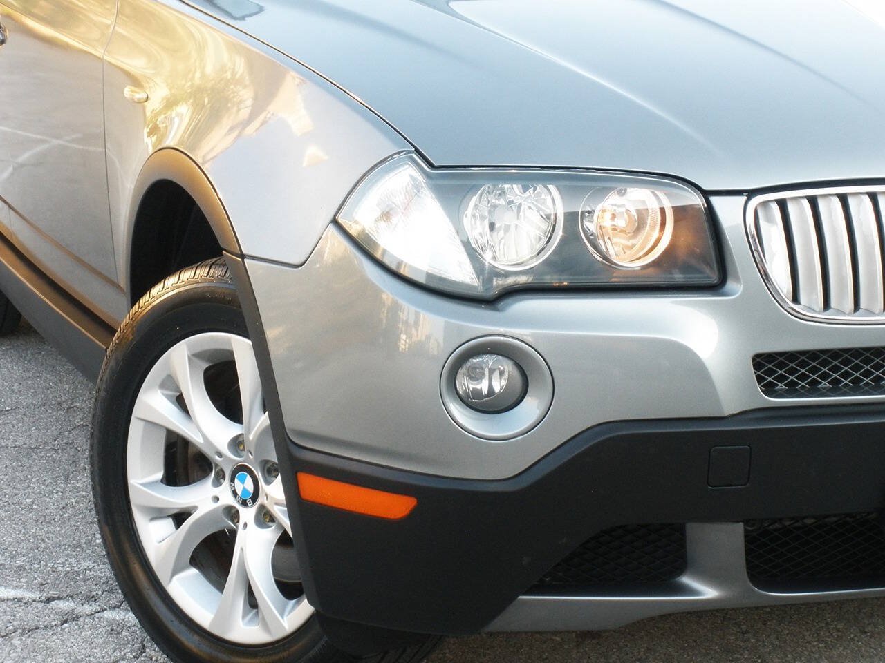 Used 2009 BMW X3 xDrive30i AWD/4WD image 3