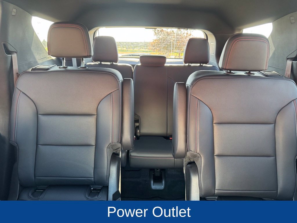 Used 2026 Chevrolet Traverse Z71 w/ Enhanced Driving Package AWD/4WD image 28