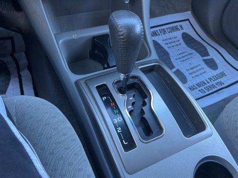 Used 2005 Toyota Tacoma Base image 20