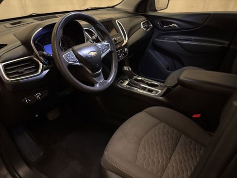 Used 2020 Chevrolet Equinox LT image 12