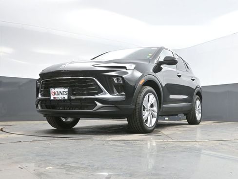 Used 2025 Buick Encore GX Preferred image 32
