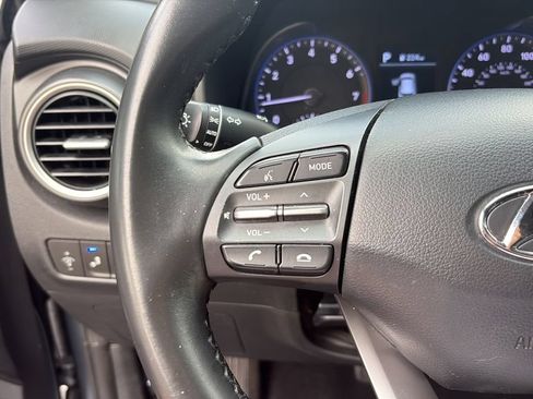 Used 2020 Hyundai Kona SEL FWD image 18