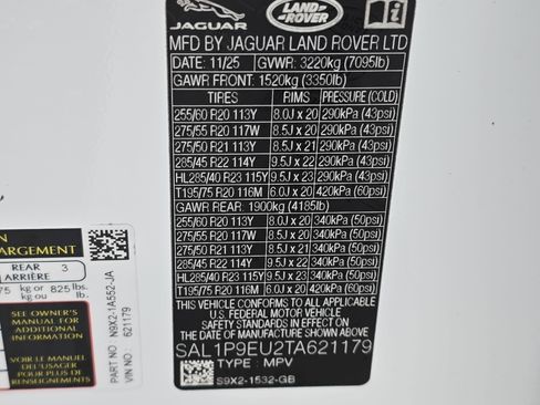 New 2026 Land Rover Range Rover Sport SE image 36