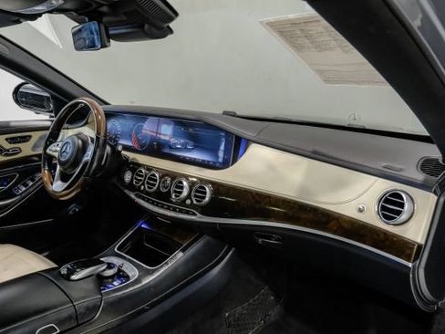 Used 2019 Mercedes-Benz S 560 4MATIC Sedan image 16