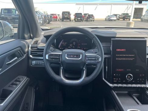 New 2026 GMC Acadia Elevation w/ Black Edition AWD/4WD image 14