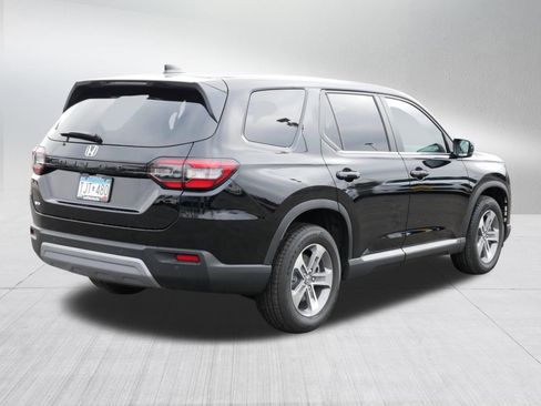 Certified 2025 Honda Pilot EX-L image 7