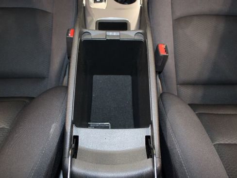 Used 2024 Chevrolet Malibu LT image 24