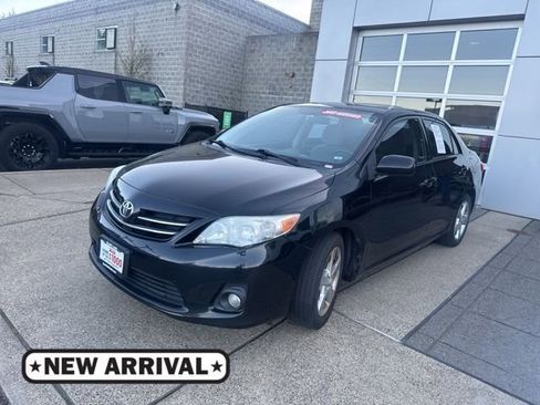 Used 2013 Toyota Corolla LE w/ Premium Pkg image 1