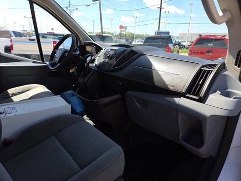 Used 2015 Ford Transit 150 130 Low Roof RWD image 27