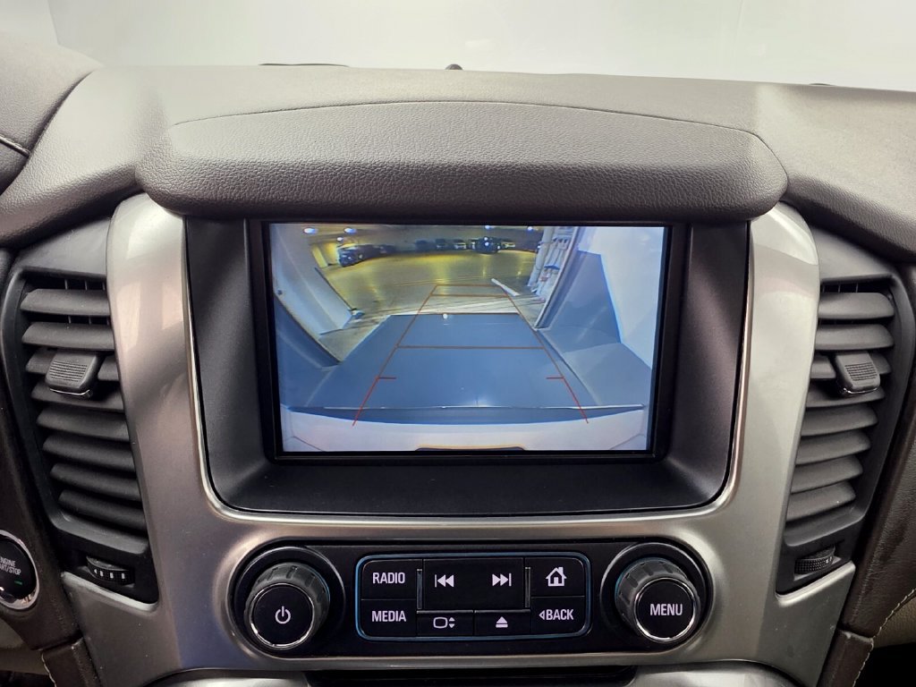 Used 2020 Chevrolet Suburban Premier w/ Premier 6.2L Value Package AWD/4WD image 25