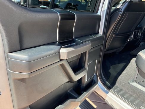 Used 2019 Ford F250 Platinum w/ Platinum Ultimate Package AWD/4WD image 18