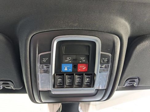Used 2023 RAM 1500 Big Horn AWD/4WD image 24