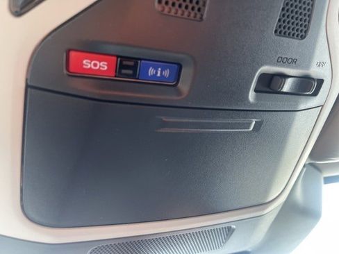 New 2025 Subaru Outback Premium image 26