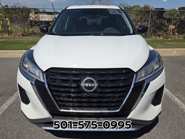 Used 2023 Nissan Kicks S FWD image 8