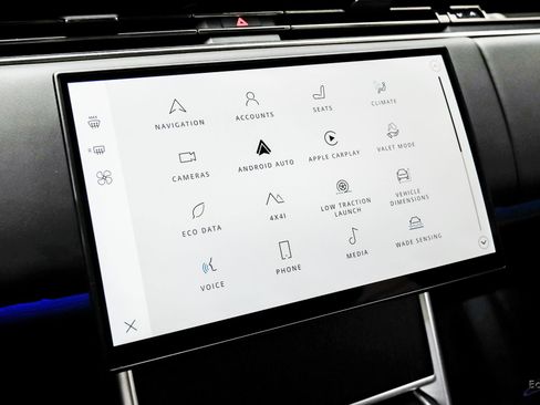 Used 2024 Land Rover Range Rover SE image 63