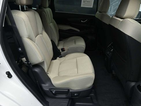 Used 2025 Subaru Ascent Premium AWD/4WD image 51