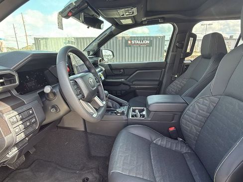 New 2026 Toyota 4Runner TRD Off-Road Premium AWD/4WD image 10