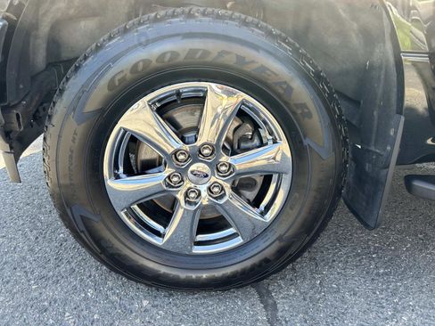 Used 2019 Ford F150 XLT w/ Equipment Group 302A Luxury image 32