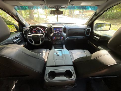 Used 2021 Chevrolet Silverado 1500 LT Trail Boss w/ Convenience Package II AWD/4WD image 11