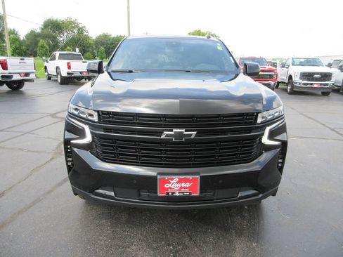 Used 2023 Chevrolet Suburban RST AWD/4WD image 13