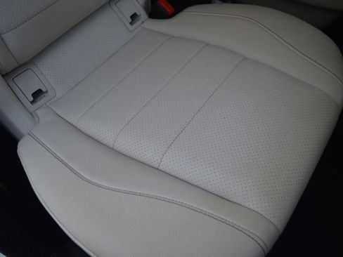 Used 2023 Mercedes-Benz GLS 450 450 image 35