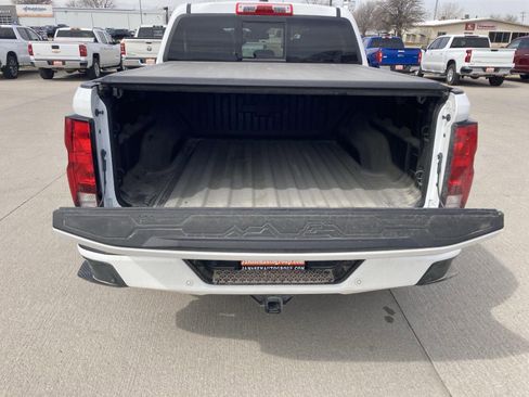 Used 2023 Chevrolet Colorado LT w/ LT Convenience Package II image 14