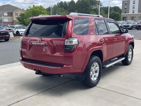 Used 2015 Toyota 4Runner SR5 AWD/4WD image 6