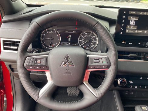 New 2026 Mitsubishi Outlander Ralliart image 36