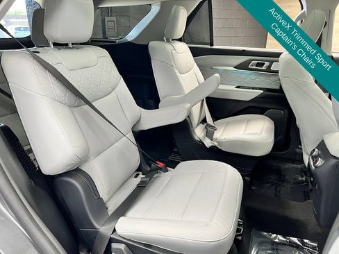 Used 2025 Ford Explorer Platinum w/ Ultimate Package AWD/4WD image 13