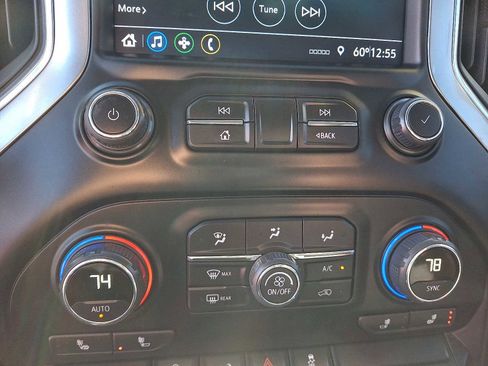 Used 2022 Chevrolet Silverado 1500 LT Trail Boss w/ Bed Protection Package image 17