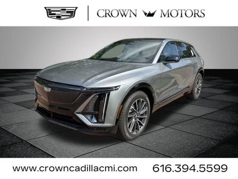 New 2026 Cadillac Lyriq Sport w/ LPO, Floor Liner Package AWD/4WD image 3
