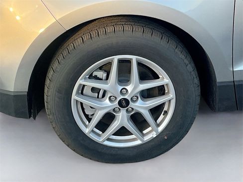 Used 2024 Ford Edge SEL image 31