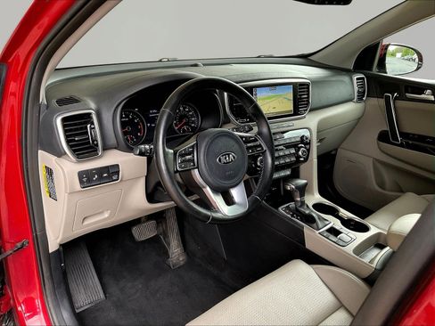 Used 2022 Kia Sportage EX w/ EX Technology Package AWD/4WD image 16