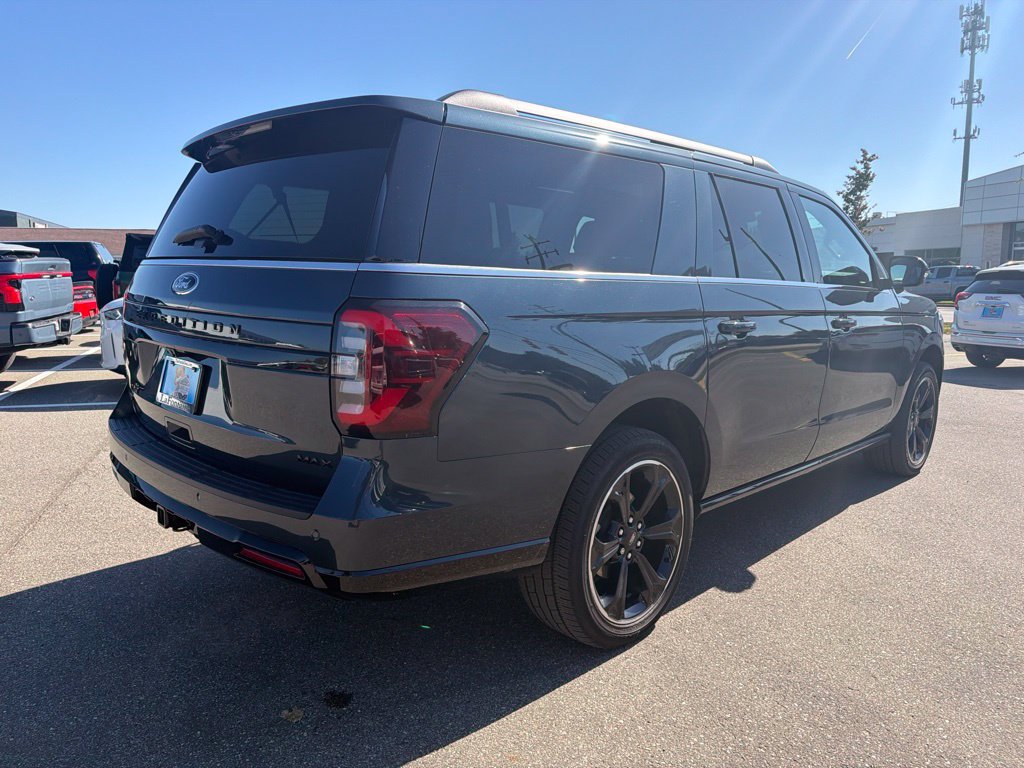 Used 2024 Ford Expedition Max Limited AWD/4WD image 6
