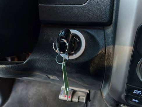 Used 2014 RAM 1500 Big Horn image 32