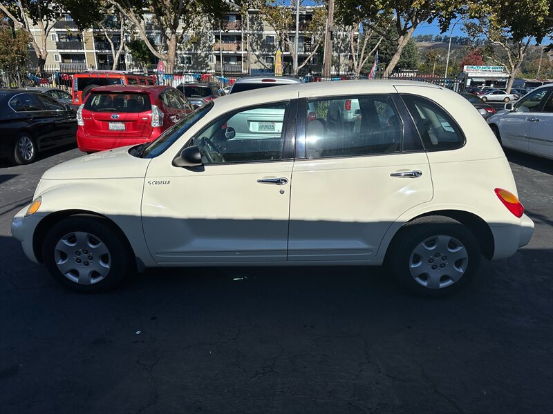 Used 2005 Chrysler PT Cruiser FWD image 8