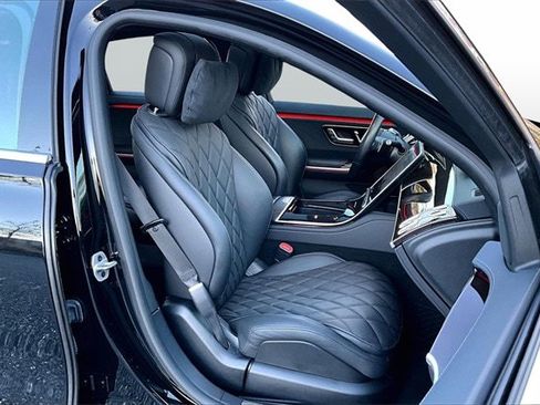 Certified 2023 Mercedes-Benz S 580 4MATIC Sedan image 32