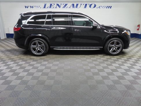 Used 2025 Mercedes-Benz GLS 450 4MATIC image 2