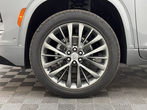 New 2026 Buick Enclave Avenir w/ Super Cruise Package FWD image 19